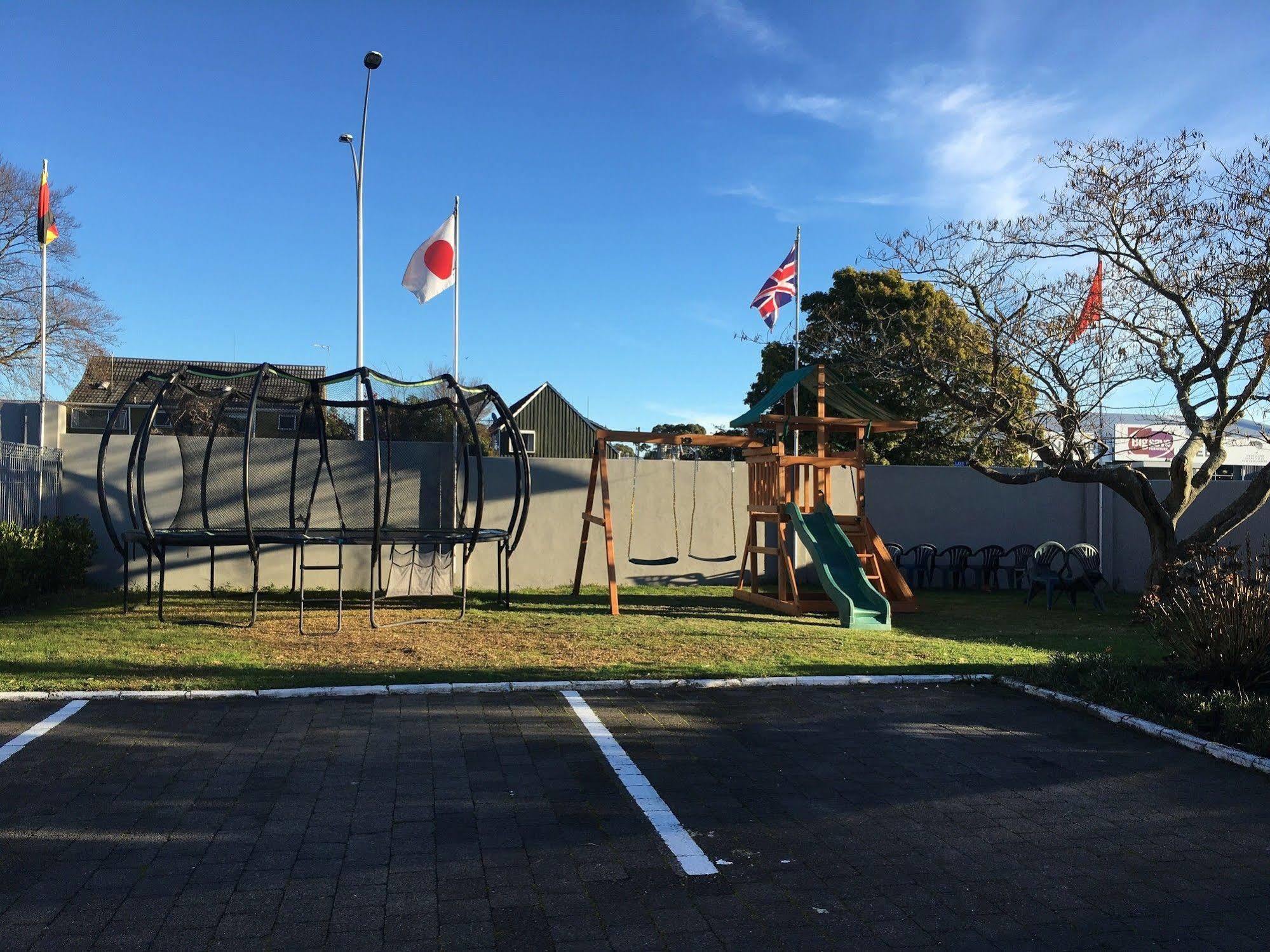 Red Rock Thermal Motel - Mineral Pool Rotorua Exterior photo